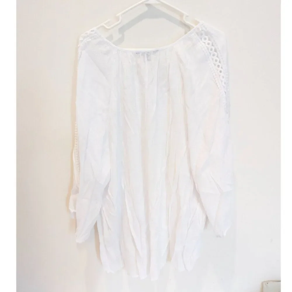 Zac & Rachel women's white pattern 3/4 sleeve blouse size 3X - Picture 2 of 3